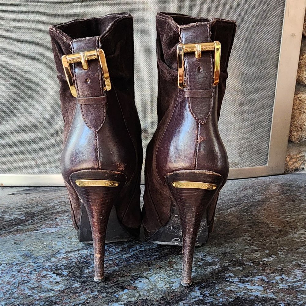 Michael Kors Brown Suede High Heeled Ankle Booties Size 8M - Picture 11 of 15